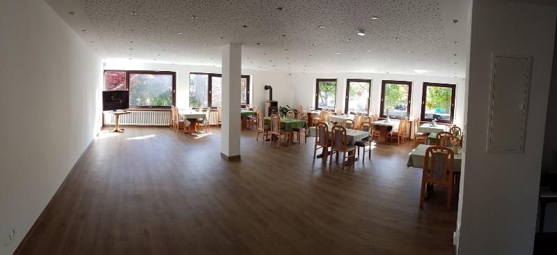 Eventhof Platzhirsch image