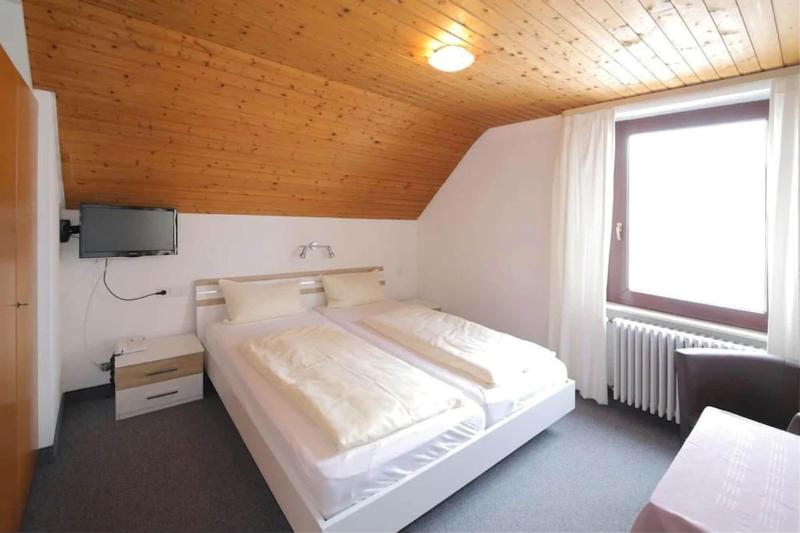 Eventhof Platzhirsch image