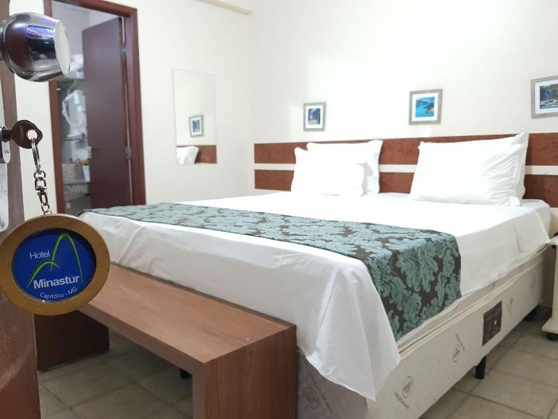 Hotel Minastur image