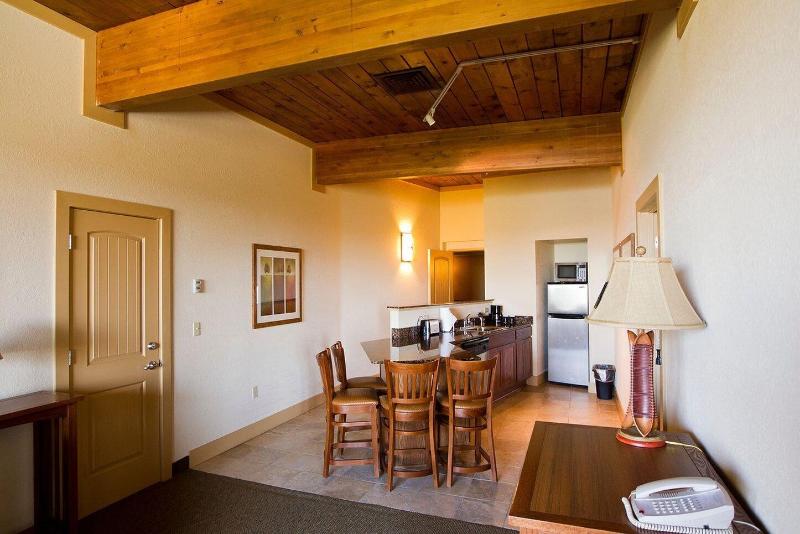 The Ridge Hotel image