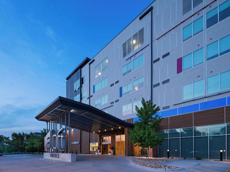 Aloft Omaha West