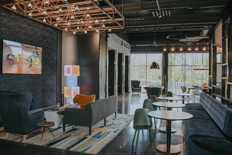 Aloft Omaha West image