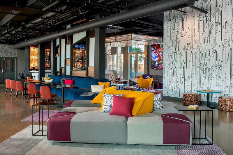 Aloft Omaha West image