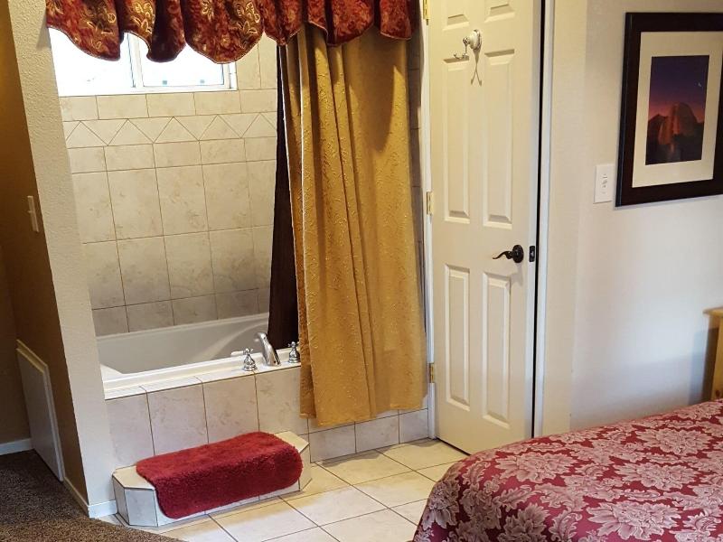 Nature'S Inn Bed And Breakfast image