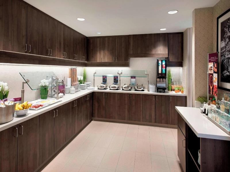 Residence Inn By Marriott New York Long Island Eas image