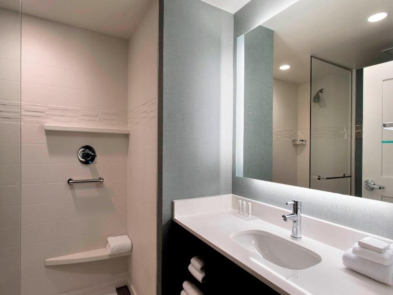 Residence Inn By Marriott New York Long Island Eas image