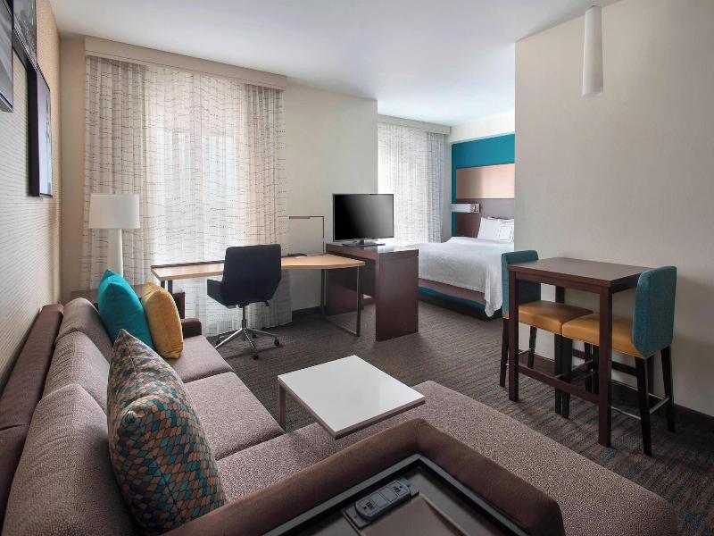 Residence Inn By Marriott New York Long Island Eas image