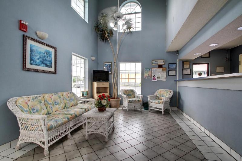 Key West Inn - Lafayette image