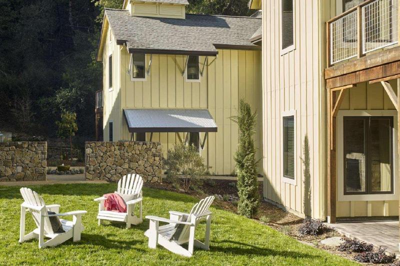 Farmhouse Inn image
