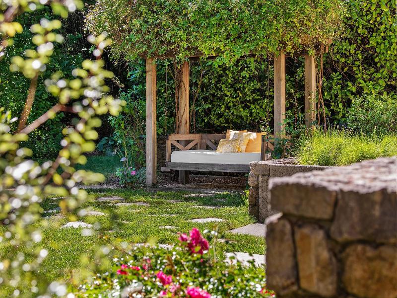 Farmhouse Inn image