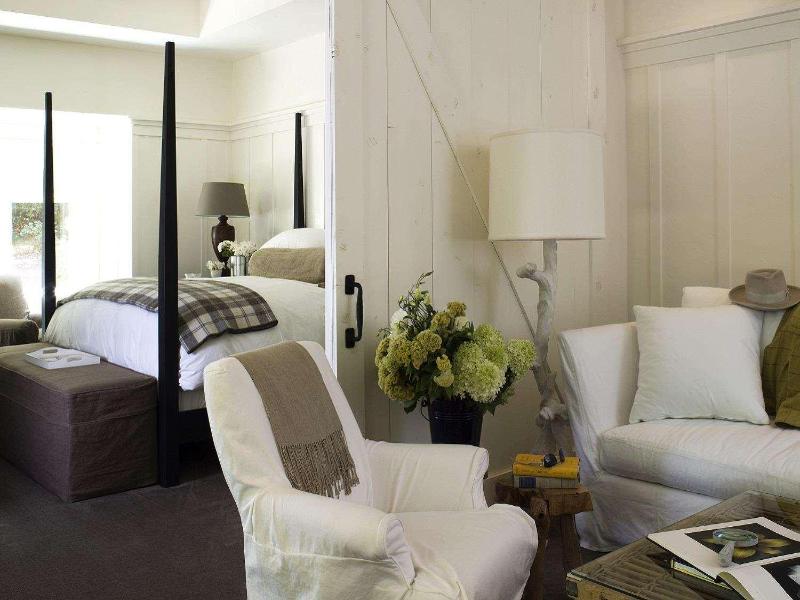 Farmhouse Inn image