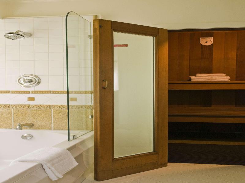 Farmhouse Inn image