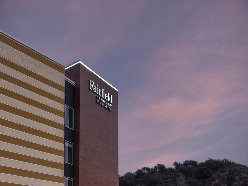 Fairfield Inn & Suites by Marriott Moorpark Ventur image