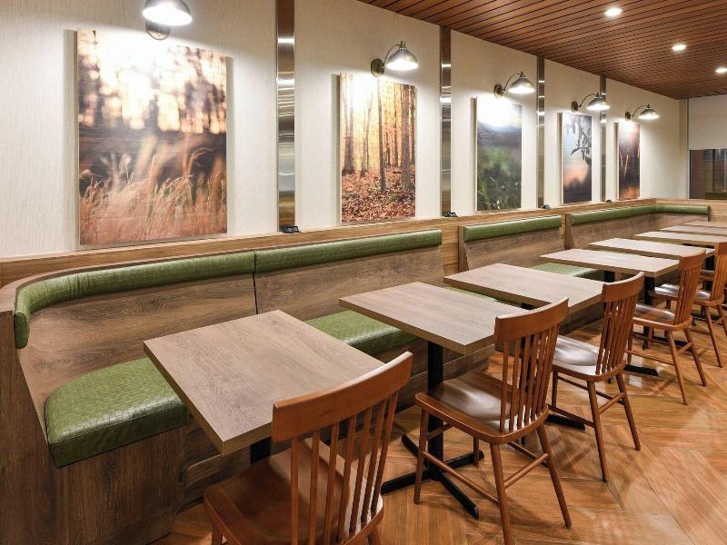Fairfield Inn & Suites by Marriott Moorpark Ventur image