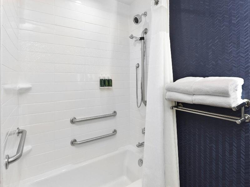 Fairfield Inn & Suites by Marriott Moorpark Ventur image