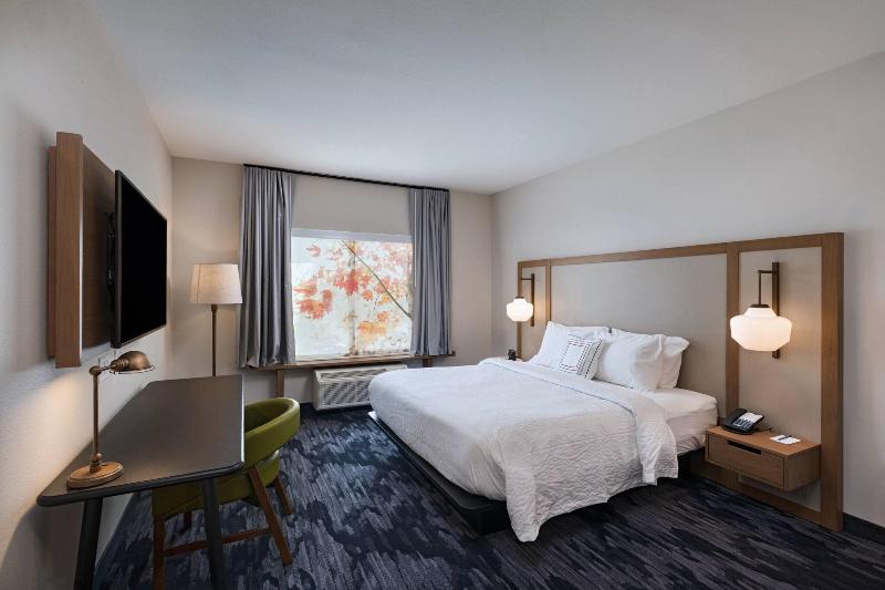 Fairfield Inn & Suites by Marriott Houston Missour image