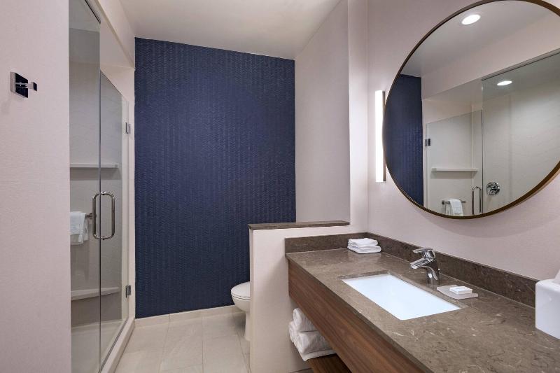 Fairfield Inn & Suites by Marriott Houston Missour image