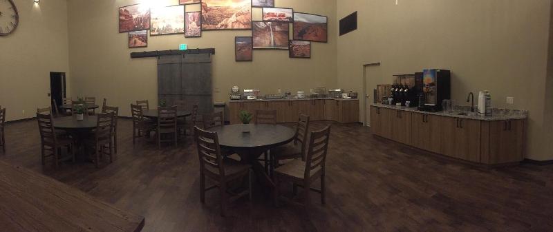 Canyon Country Lodge image