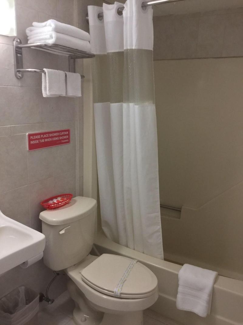 Red Carpet Inn- Bridgeton /Vineland image