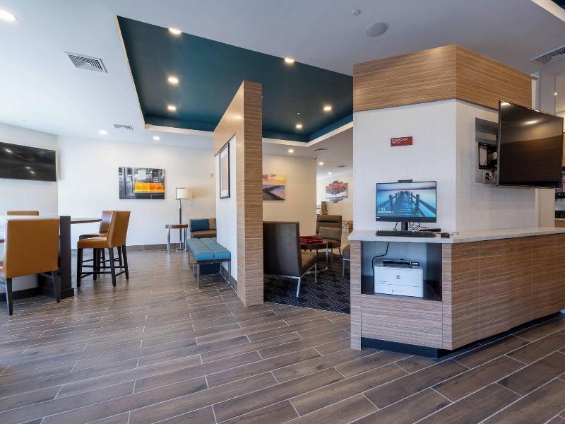 Towneplace Suites By Marriott Clinton image