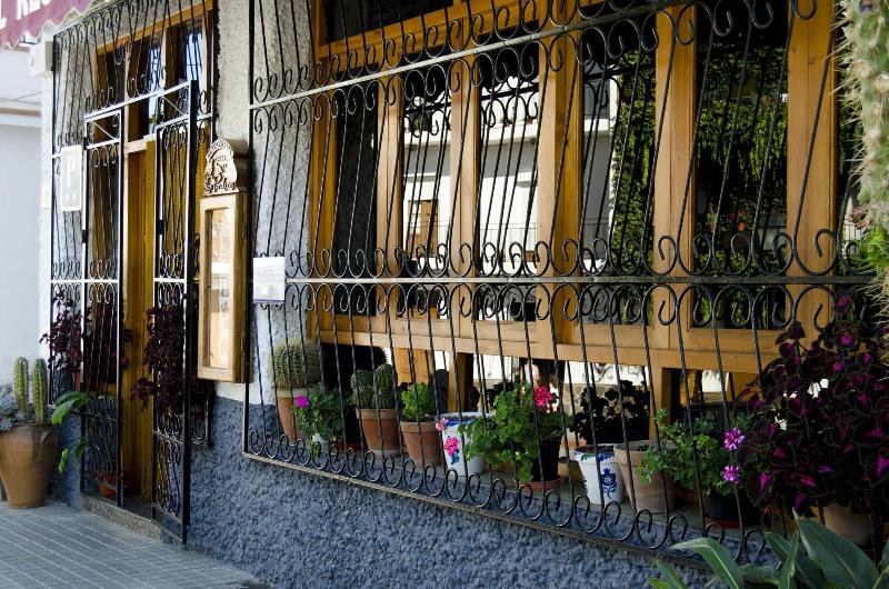 Hostal Las Perdices image