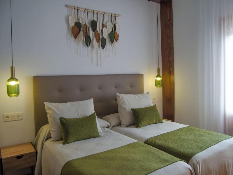 Hostal Las Perdices image