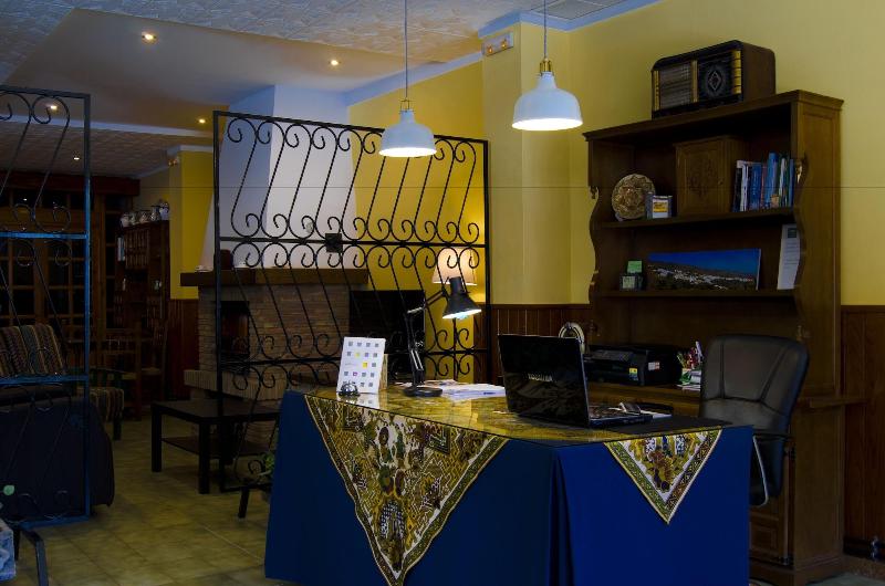Hostal Las Perdices image