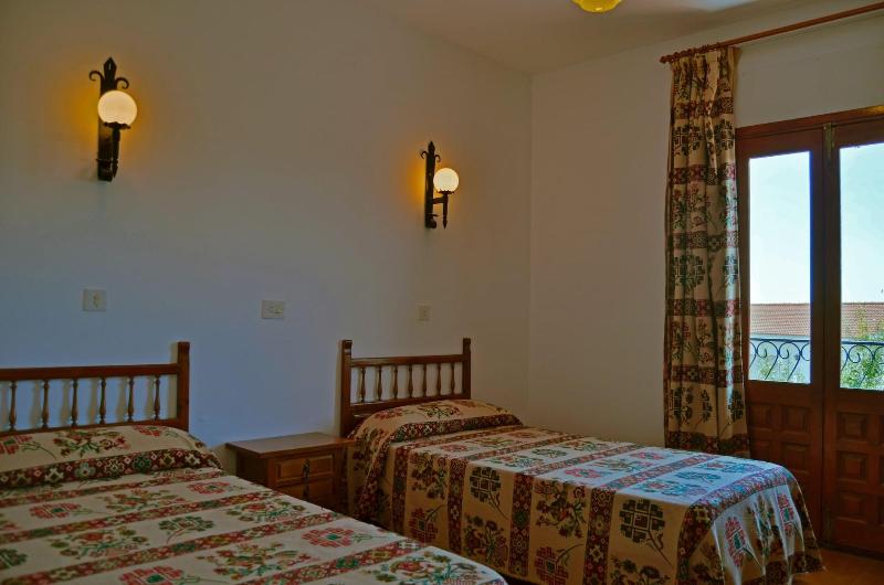 Hostal Las Perdices image