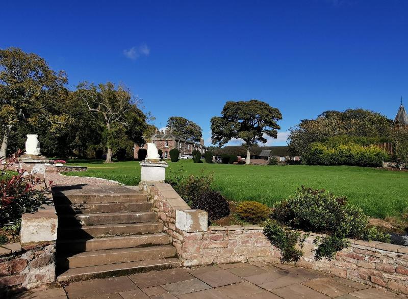 Lunan House Hotel image