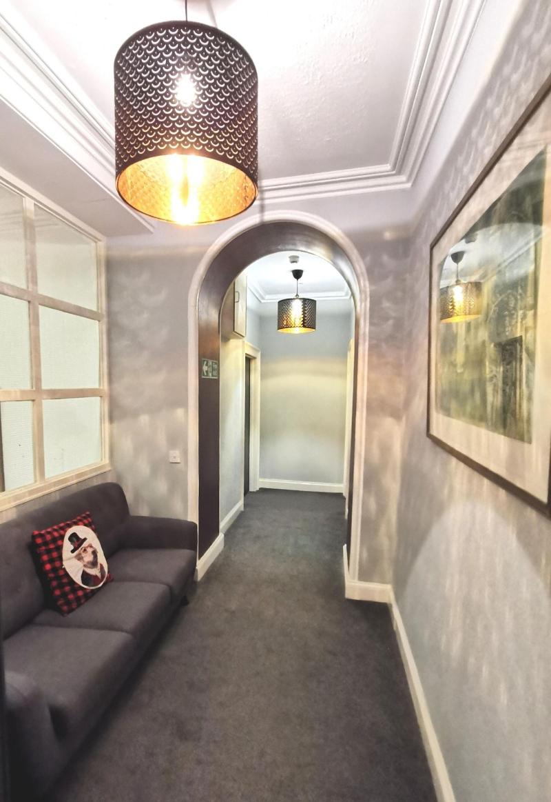 Lunan House Hotel image