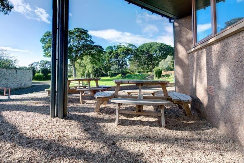 Lunan House Hotel image