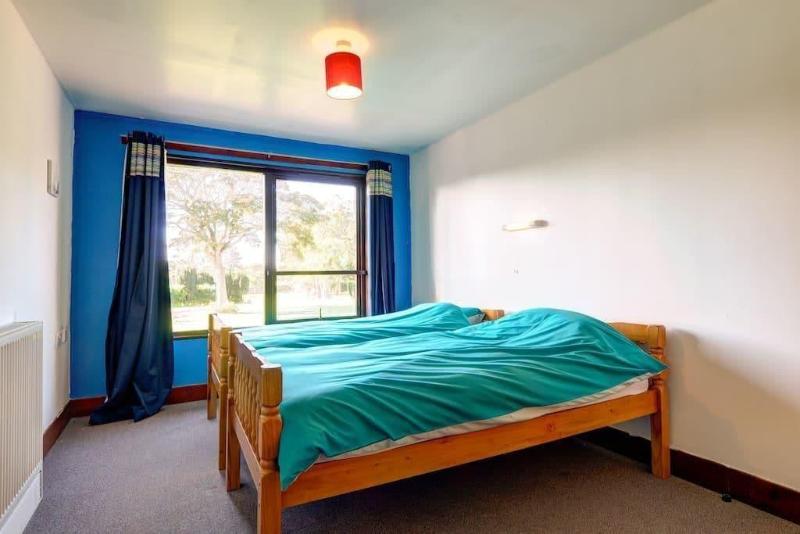 Lunan House Hotel image