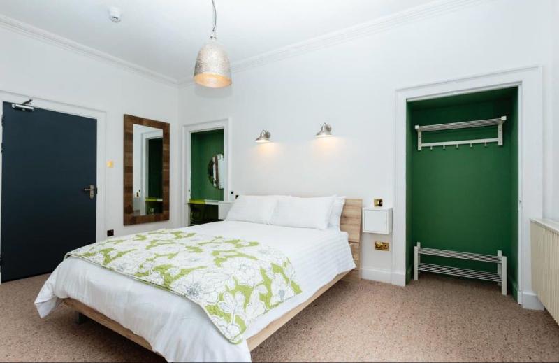 Lunan House Hotel image