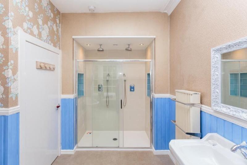 Lunan House Hotel image