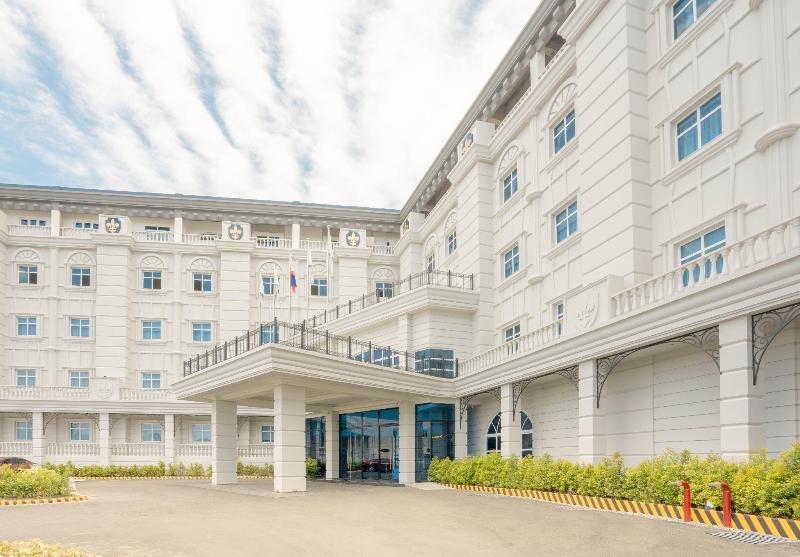 The Monarch Hotel image