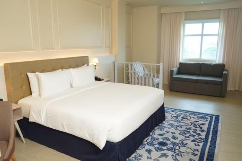 The Monarch Hotel image