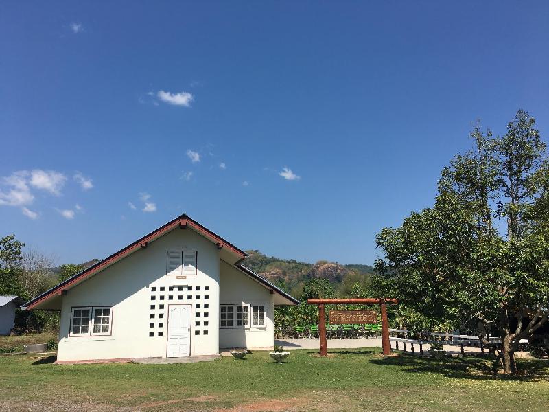 Nahinlad Resort image