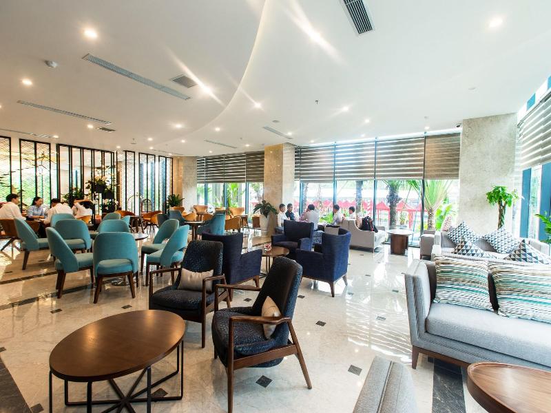 Eagle Hotel image