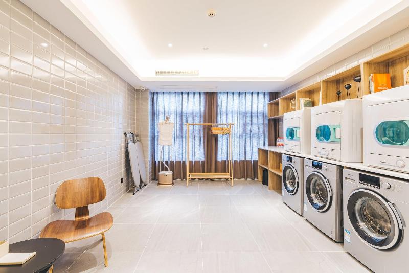 Atour Hotel Nanshan Science Park Keyuan Road Shenz image