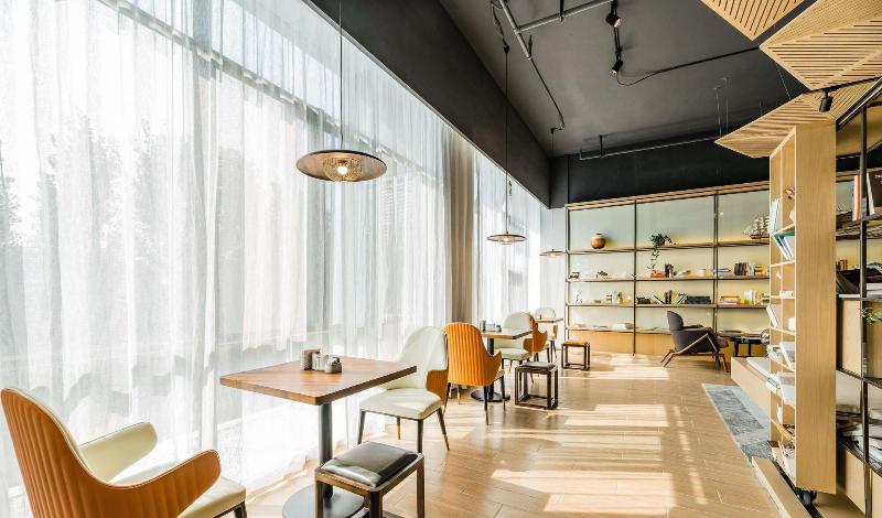 Atour Hotel Nanshan Science Park Keyuan Road Shenz image