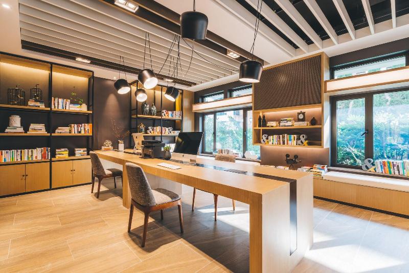 Atour Hotel Nanshan Science Park Keyuan Road Shenz image