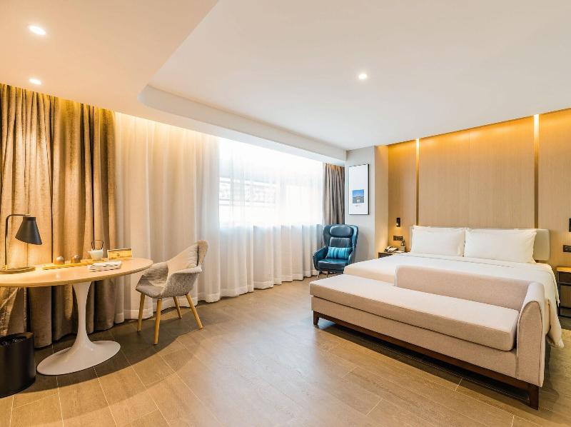 Atour Hotel Nanshan Science Park Keyuan Road Shenz image