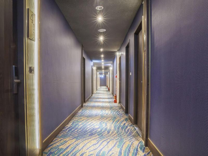 Saint Art Hotel image