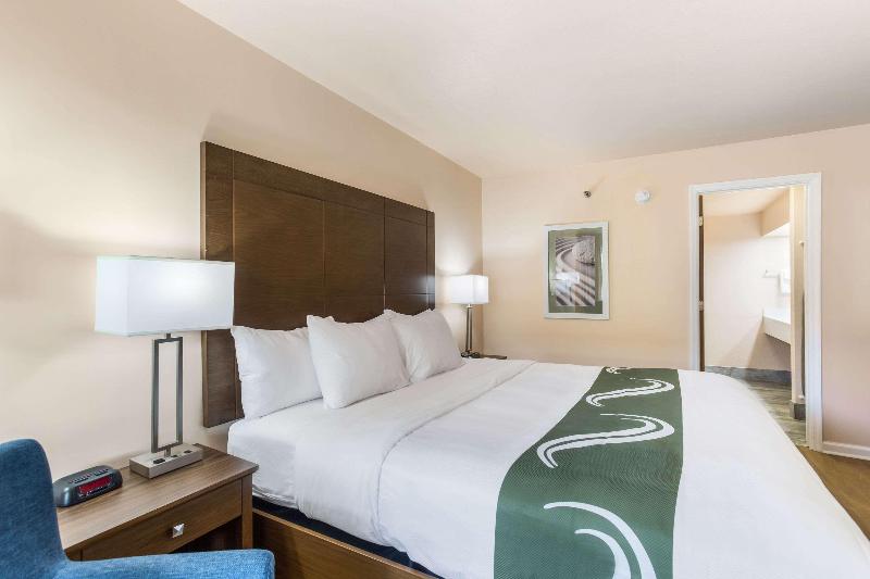 Quality Inn Pulaski image