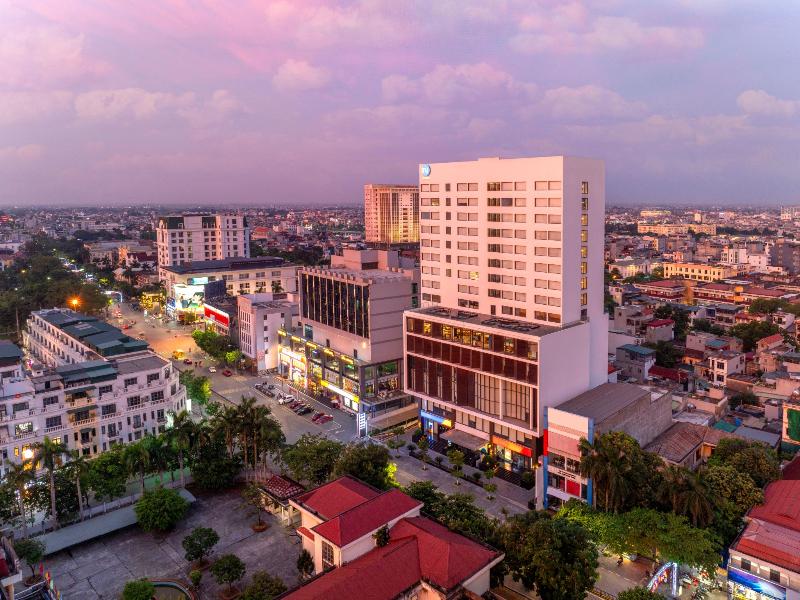 Tru by Hilton Thai Binh City Centre image