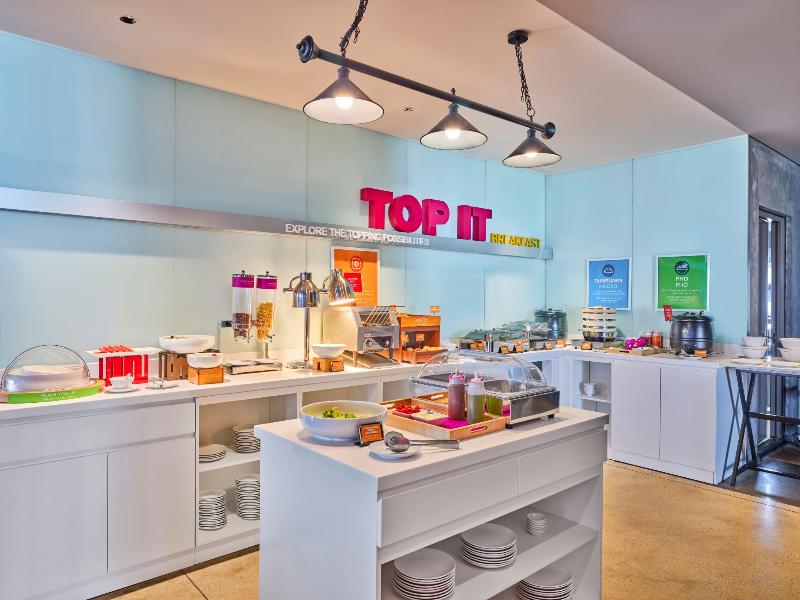 Tru by Hilton Thai Binh City Centre image