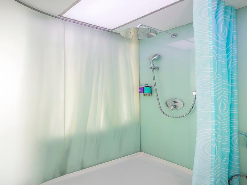 Tru by Hilton Thai Binh City Centre image