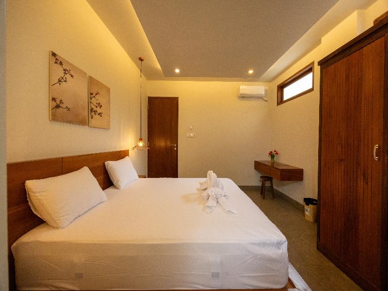 The Ocean Views Luxury Villas & Apartment by ZUZU image