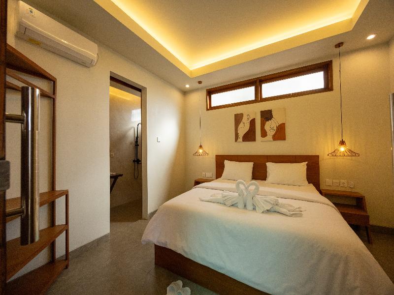 The Ocean Views Luxury Villas & Apartment by ZUZU image