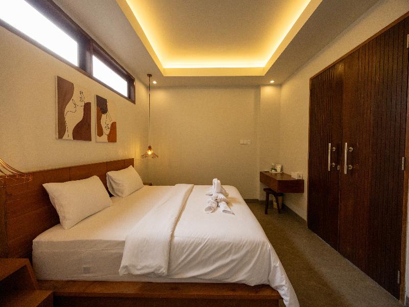 The Ocean Views Luxury Villas & Apartment by ZUZU image